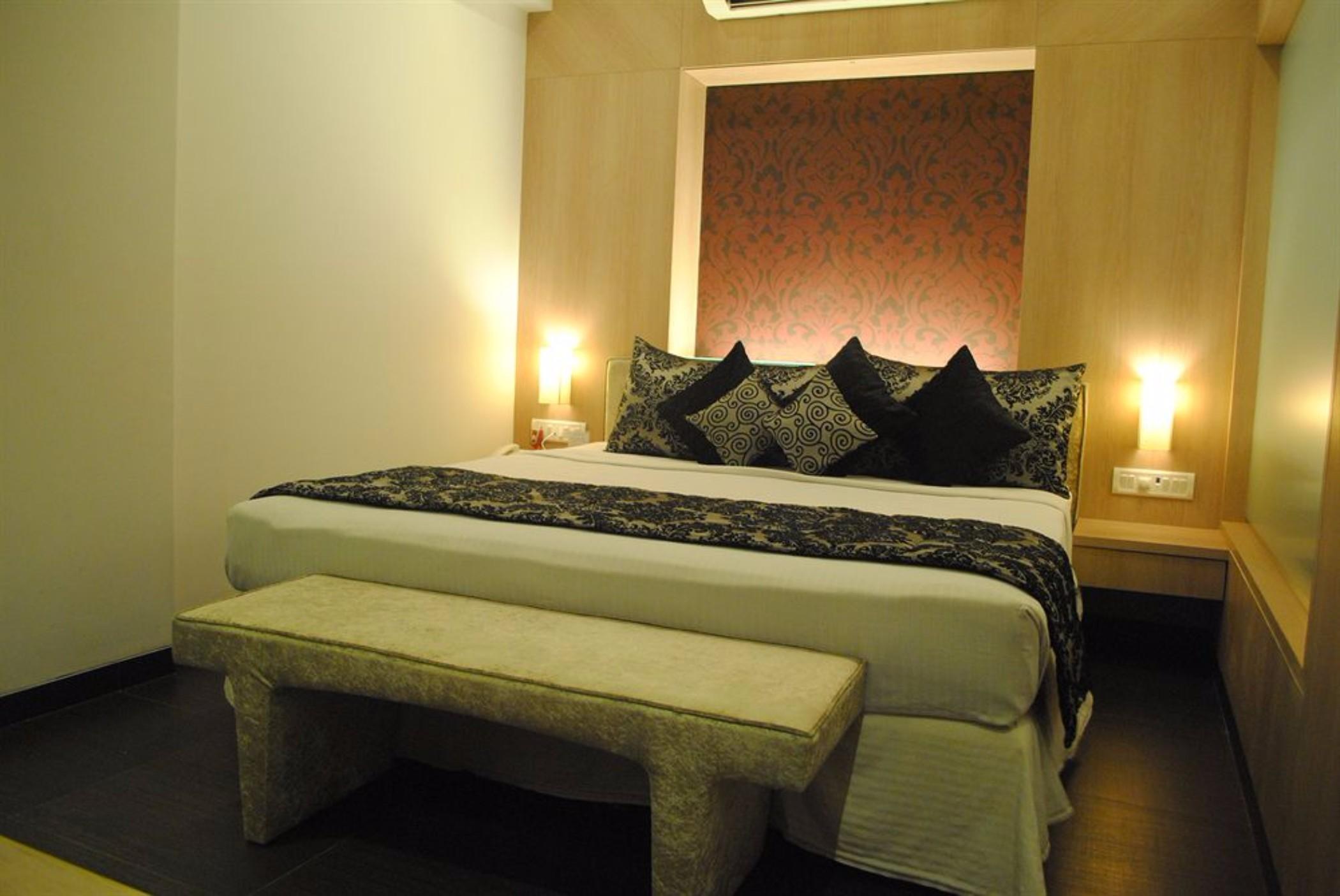 Gcc Hotel And Club Mira-Bhayandar Room photo