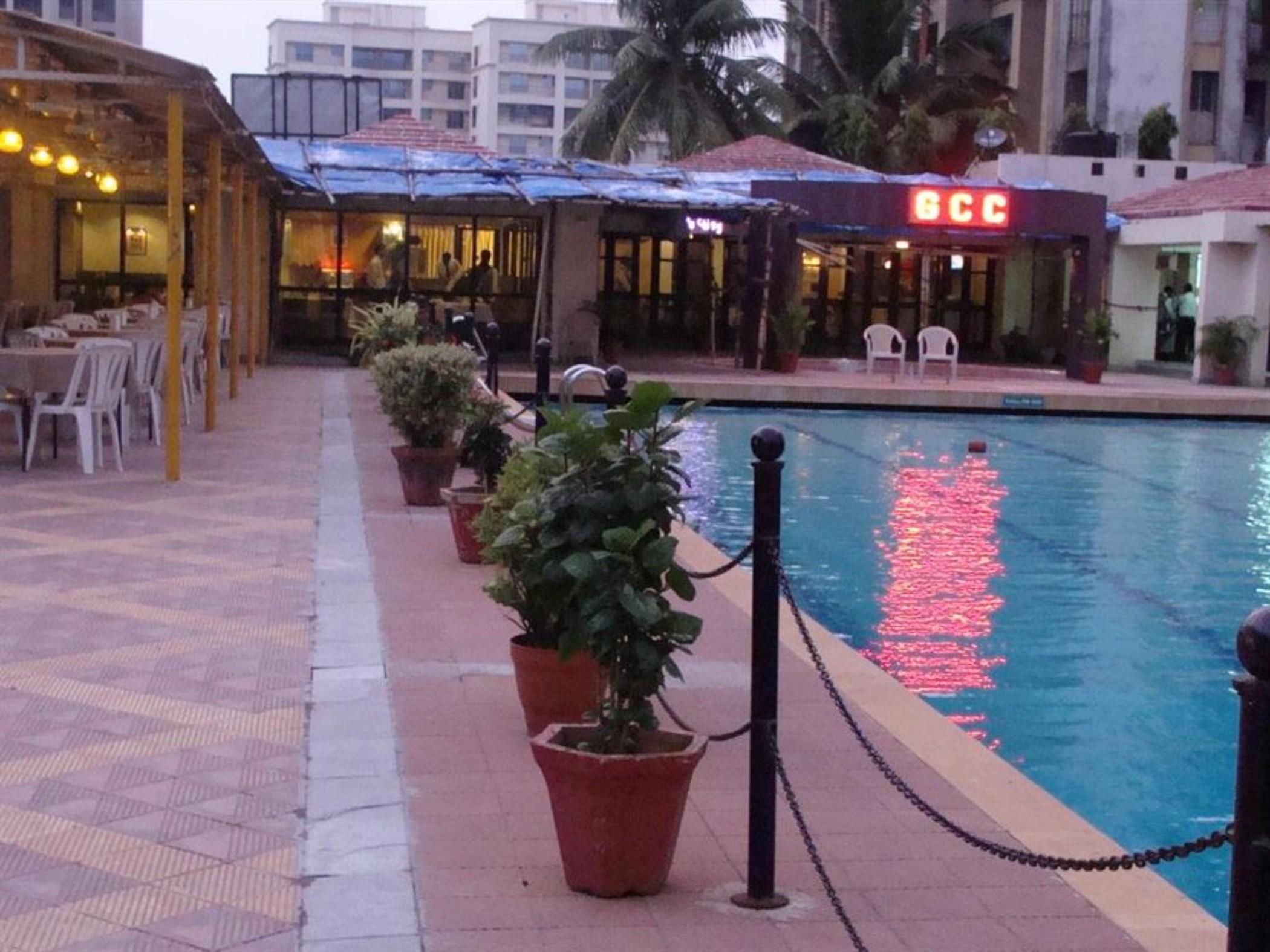 Gcc Hotel And Club Mira-Bhayandar Exterior photo